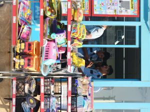 Antalya'da bıçaklı market soygunu