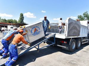 Muratpaşa’dan Kardeş Belediye İbradı’ya Konteyner Desteği