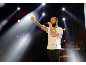 Berkay'dan muhteşem konser
