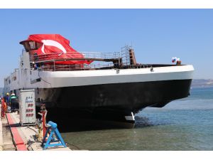 Akülü gemi yola çıktı