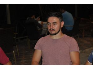 Ünlü oyuncuya benzeyen genç ilgi odağı oldu