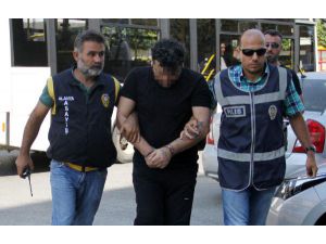 Antalya'da fuhuş baskını