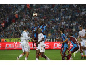 Spor Toto Süper Lig: Trabzonspor: 3 - Demir Grup Sivasspor: 1 (İlk yarı)