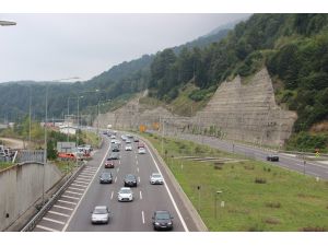Bolu Dağında trafik durma noktasına geldi