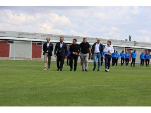 TFF Futbol Gelişim Direktörü Kafkas, Sivasspor’un alt yapı tesislerini gezdi