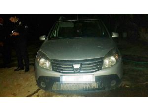 Sahibiyle tartıştığı otomobili ateş verdi