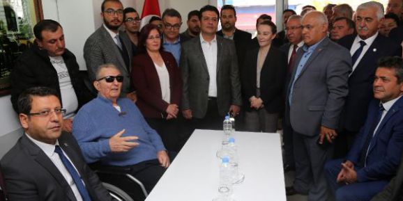 Baykal'dan İlk Ziyaret, Chp Antalya İl Başkanlığı'na