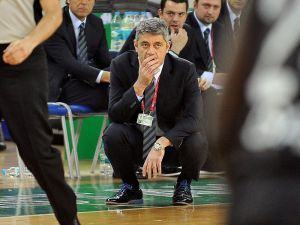 Oktay Mahmuti: “Hepimizi zor bir süreç bekliyor”