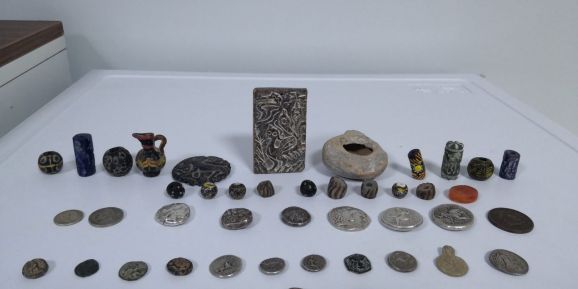 Alanya’da yakalanan Amerikalı tarihi eser kaçakçısı tutuklandı