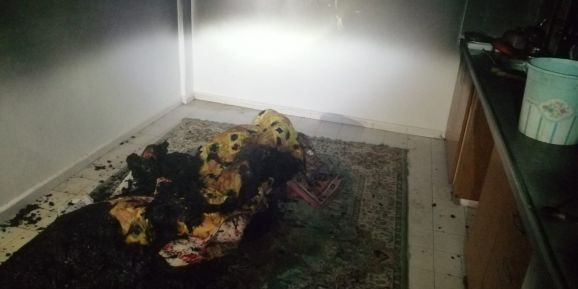 Apartmanda çıkan yangın paniğe sebep oldu