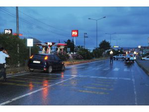 Otomobilin Çarptığı Motosiklet Sürücüsü Ağır Yaralandı