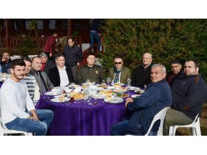 Kadriyeli taksiciler kahvaltıda buluştu