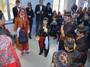 Özel Gereksinimli Öğrenciler İçin El Sanatları, Mobilya Ve Dekorasyon Atölyesi İle Uygulama Evi