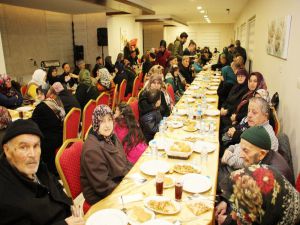 Bakıma Muhtaç 980 Ailenin Evine Düzenli Olarak Hizmet Gidiyor