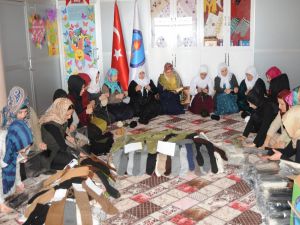 Şırnaklı Kadınlar Mehmetçik İçin Ördü