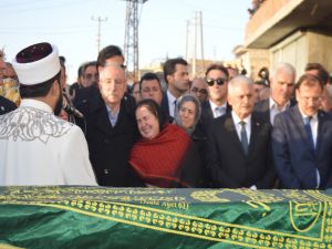 Miroğlu’nun Cenazesinde Gözyaşları Sel Oldu