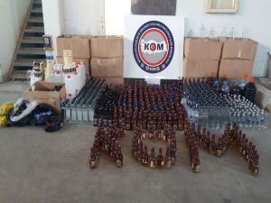 Sahte İçki İmalatı Yapılan Eve Şok Operasyon