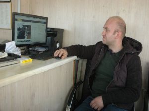 Oto Galerici, İnternetteki Hayali Oto Satıcısını Yakalattı