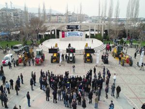 Salihli Belediyesi Araç Filosunu Güçlendirdi