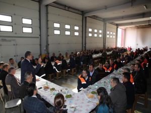 Başkan Akın, İtfaiye Ve Temizlik Personelleriyle Buluştu
