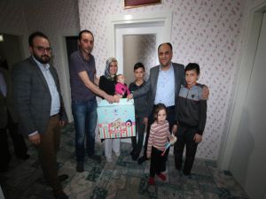 Başkan Özaltun’un Ev Ziyaretleri Sürüyor