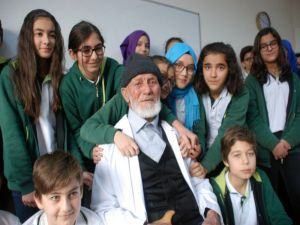 97 Yaşında ’Öğretmenlik’ Yapma Heyecanı Yaşadı