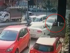Şişli’de Sokak Ortasında İşlenen Kadın Cinayeti Kamerada