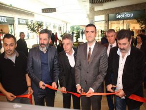 Highway Avm, Gazeteciler İçin Köşe Oluşturdu