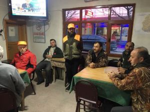 Kaybolan Köpeklerini Günlerdir Arıyor