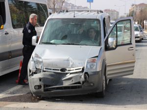 Elazığ’da Trafik Kazası:2 Yaralı