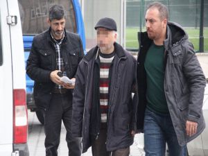 Fetö’den Aranan Polis Müdürü Yangın Merdiveninden Kaçarken Yakalandı