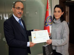 İzinli Günlerinde Hırsızları Yakalayan Polisler Ödüllendirildi