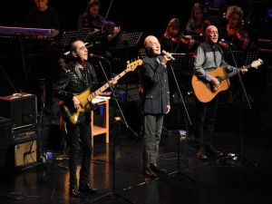 Mfö’den Bursalı Sevenlerine Unutulmaz Konser