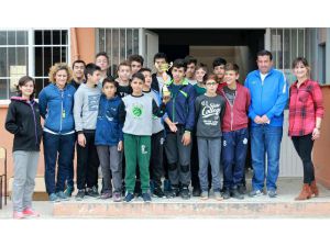 Başarılı sporculara ödül