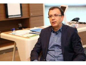 Prof. Dr. Semih Ayan: “Hazır gıda erkeklerde kısırlık, kadınlarda meme kanseri sebebi”