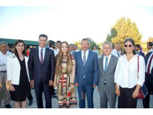 Lapta'da Atatürk Heykeli açılışı