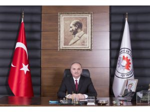 Bakan Özlü sanayi üretim endeksini değerlendirdi
