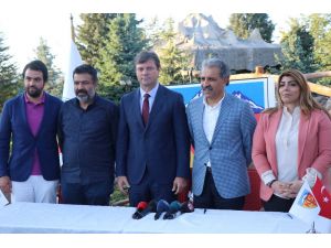 Ertuğrul Sağlam, Kayserispor ile 3 yıllık sözleşme imzaladı