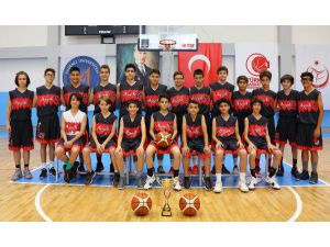 AGGİK basketbolda tarih yazdı