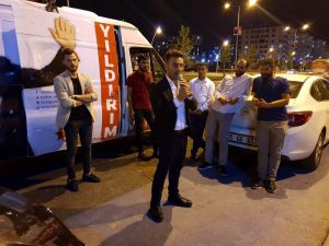 Bağımsız milletvekili adayı Özkan’ın seçim minibüsü ile girmediği sokak kalmadı