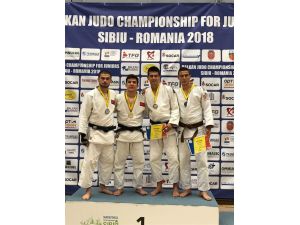 NEÜ’lü genç judocu Gençler Balkan Şampiyonasından ödülle döndü