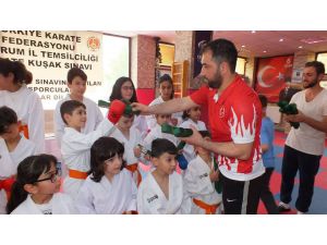 Erzurum’da karateciler hafta sonunda kuşak sınavı heyecanı yaşadı