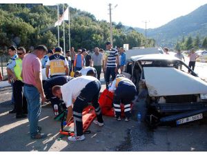 Akseki'de kaza: 2 yaralı