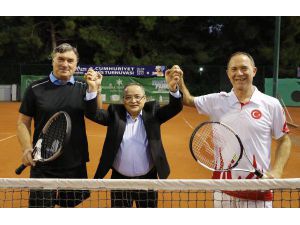 Cumhuriyet Tenis Turnuvası başladı