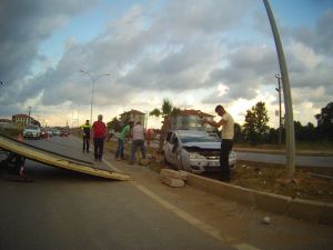 Karasu’da trafik kazası: 2 yaralı