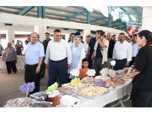 Tarsus’ta "Hanımeli Pazarı" açıldı