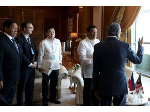 Duterte, Malezya Başbakanı Muhammed ile görüştü