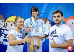 Minikler Judoda Eda Kahveci Türkiye Şampiyonu oldu