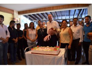 Biga Belediye Başkanı İsmail Işık’a doğum günü kutlaması