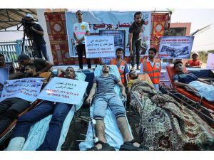 Gazzeli hastalar İsrail’i protesto etti